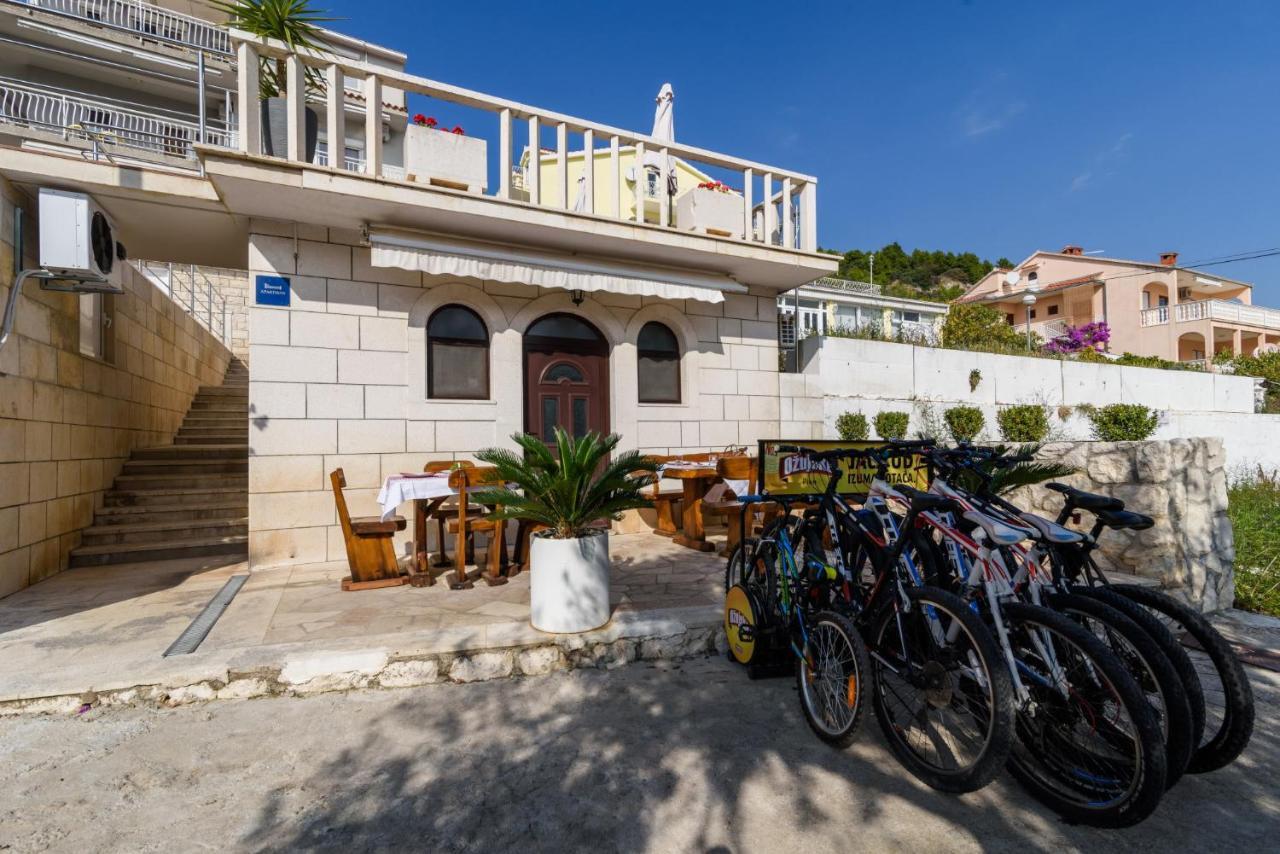 La Bodega Apartments Trogir Exterior photo